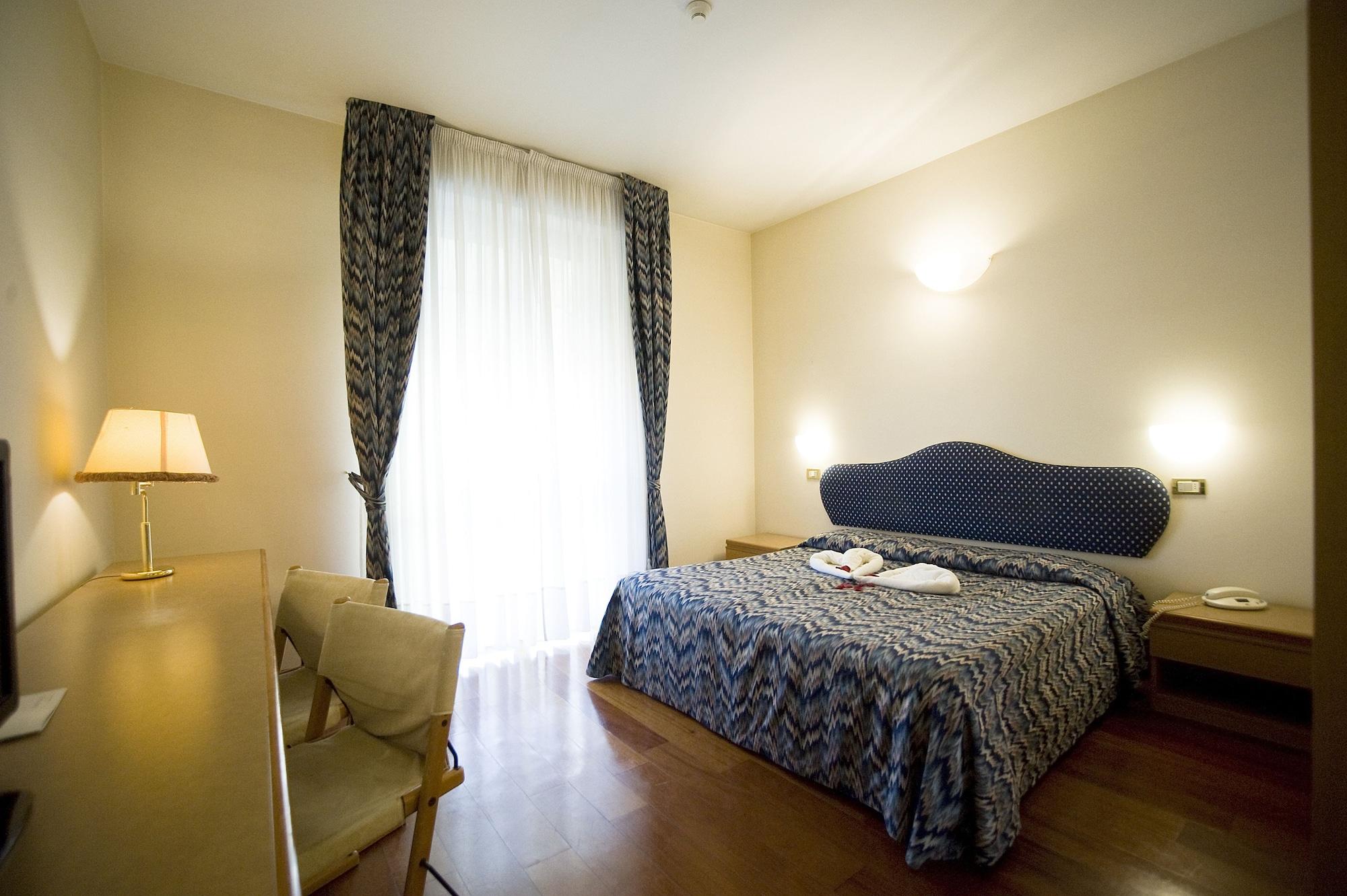 Hotel Villa Ricci&Benessere Chianciano Terme Esterno foto