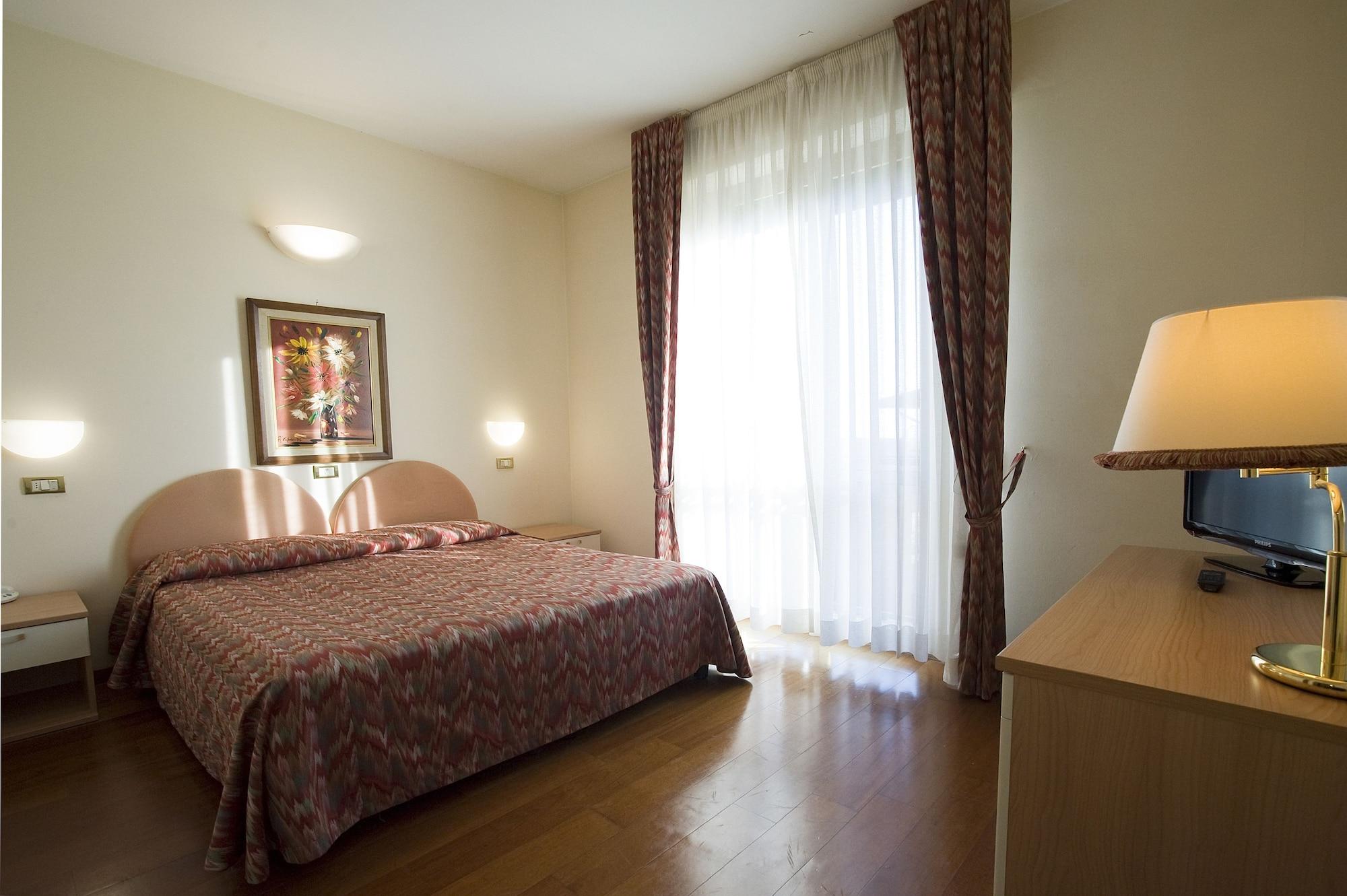 Hotel Villa Ricci&Benessere Chianciano Terme Esterno foto