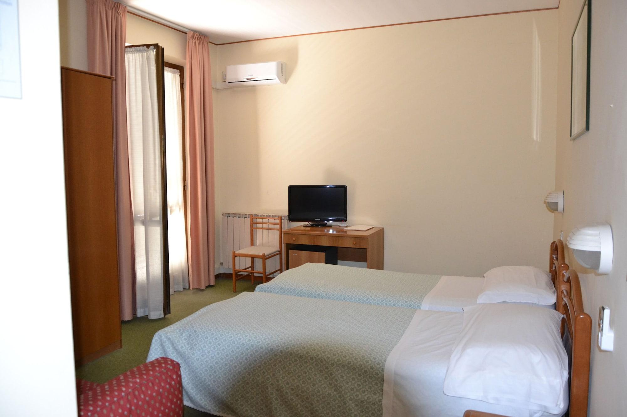 Hotel Villa Ricci&Benessere Chianciano Terme Esterno foto
