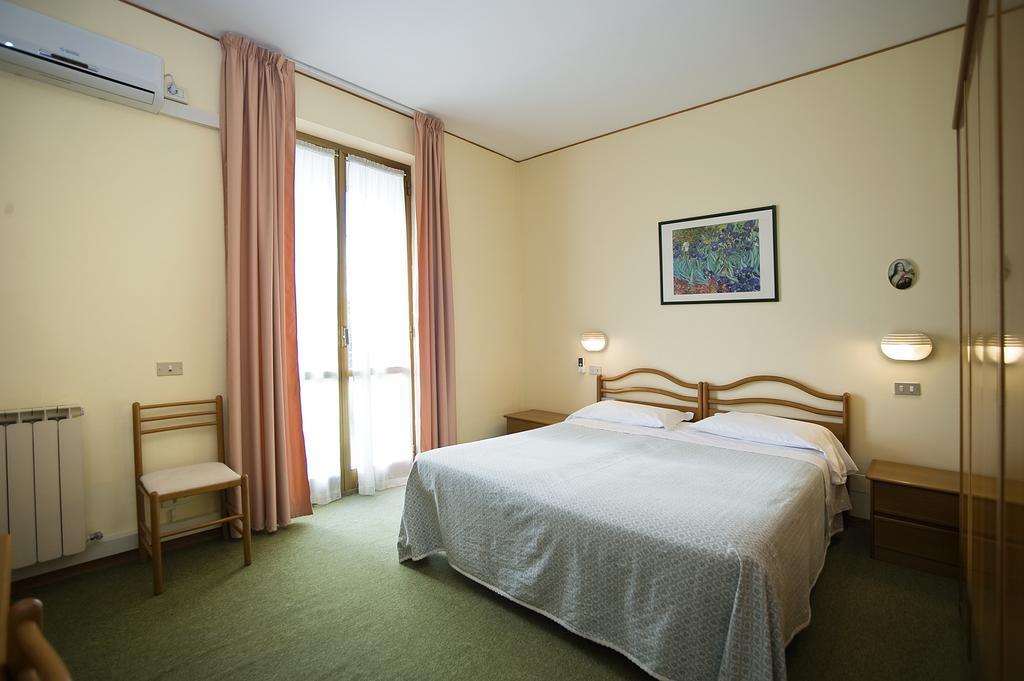 Hotel Villa Ricci&Benessere Chianciano Terme Esterno foto