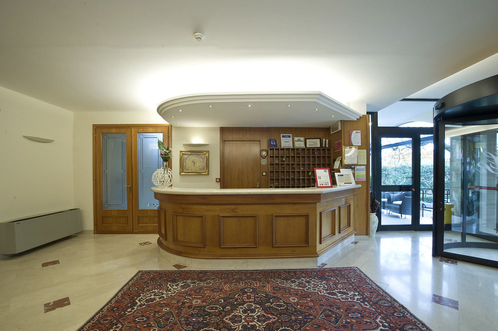 Hotel Villa Ricci&Benessere Chianciano Terme Esterno foto