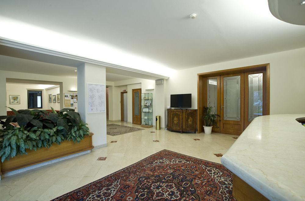 Hotel Villa Ricci&Benessere Chianciano Terme Esterno foto